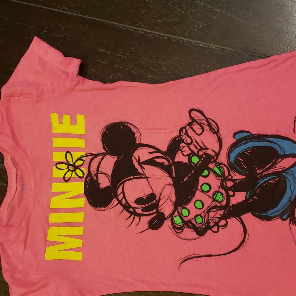 Minnie mouse shirt